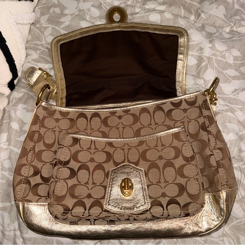 Vintage Coach Legacy Ali β¨ - Picture 4 of 8